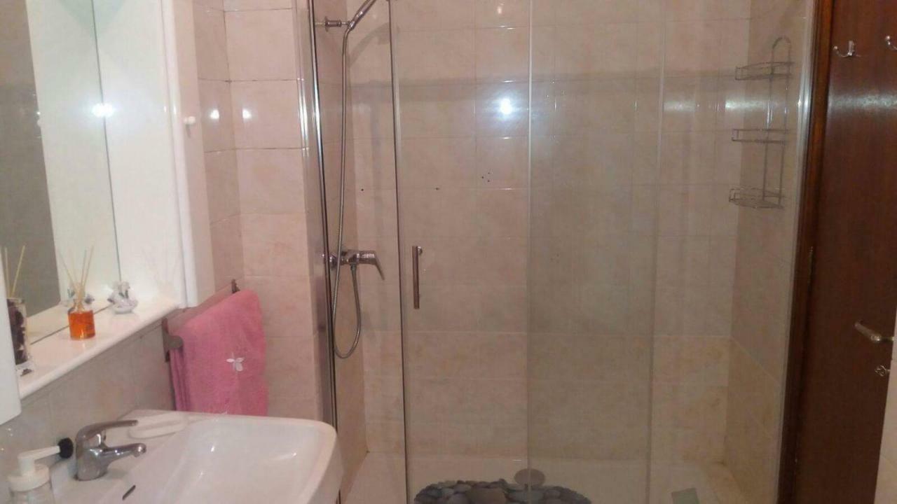 Quarto com 4 camas  OOporto Exterior foto