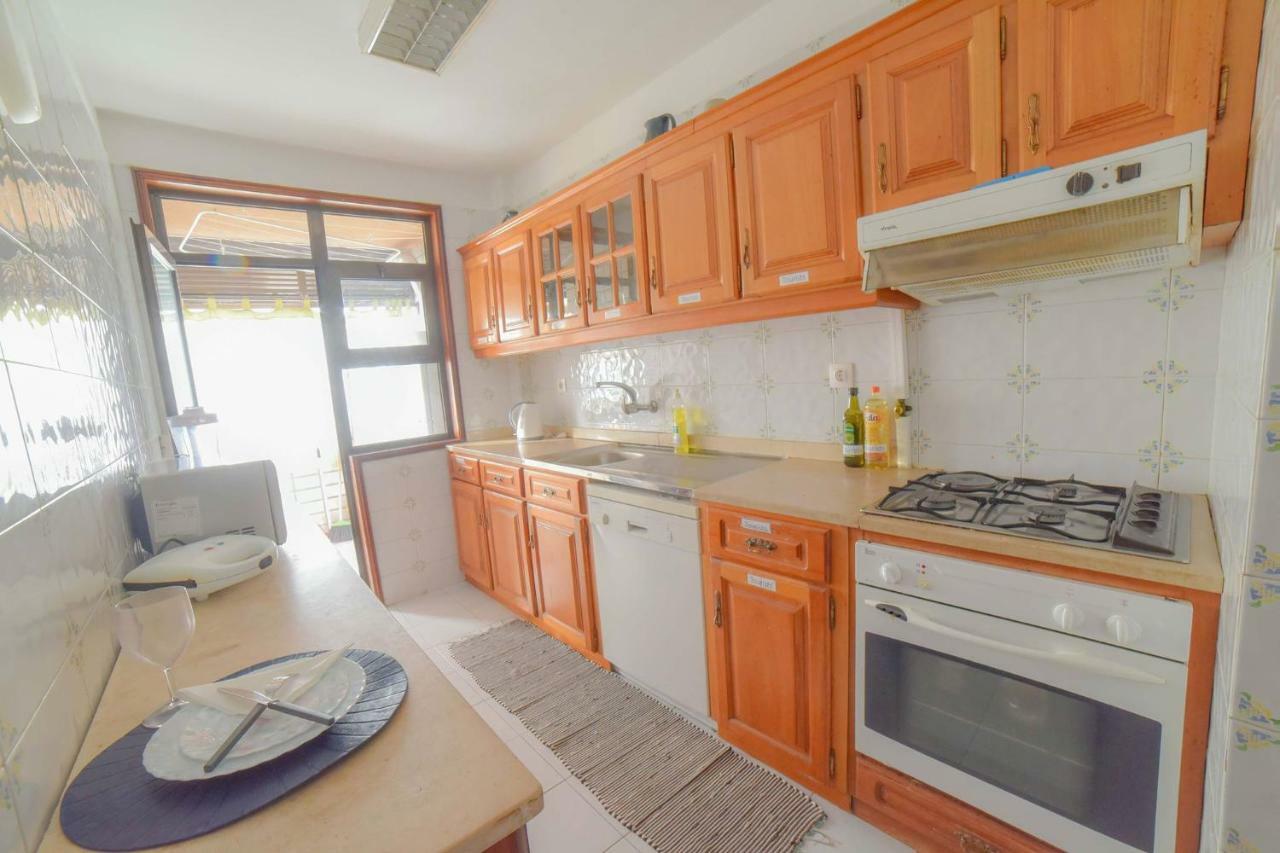Quarto com 4 camas  OOporto Exterior foto