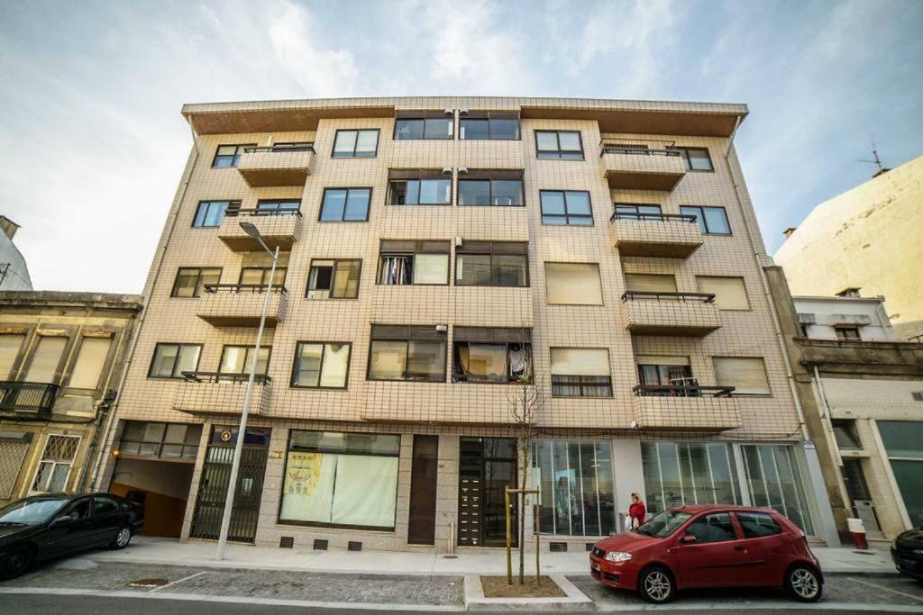 Quarto com 4 camas  OOporto Exterior foto