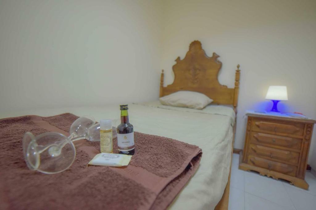 Quarto com 4 camas  OOporto Exterior foto