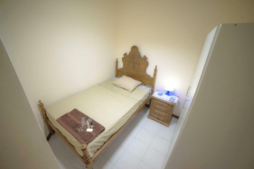 Quarto com 4 camas  OOporto Exterior foto